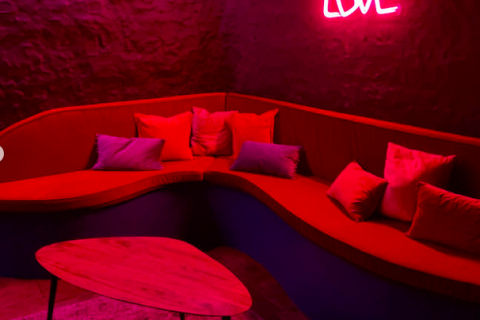 "Pink Lloyd's" nightclub at Voewood House, Norfolk