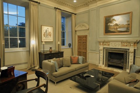 Cheyne Capital CEO's Office
